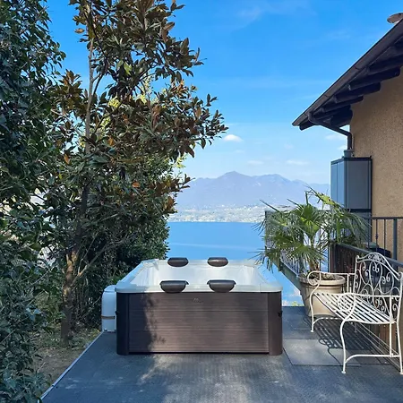 Appartamento Paradiso Sotto Le Stelle, Jacuzzi Vista *