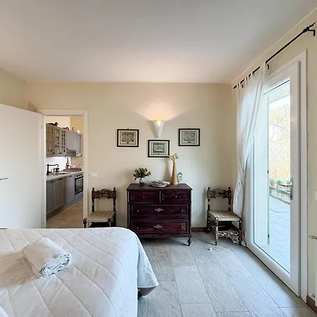 Paradiso Sotto Le Stelle, Jacuzzi Vista Apartman *
